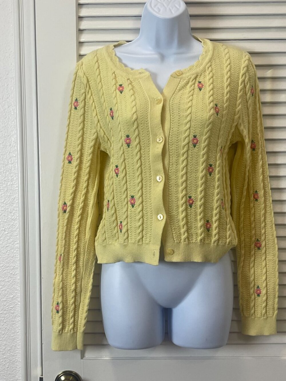 Butter Yellow Floral Cable Knit Cottagecore Cardigan Medium